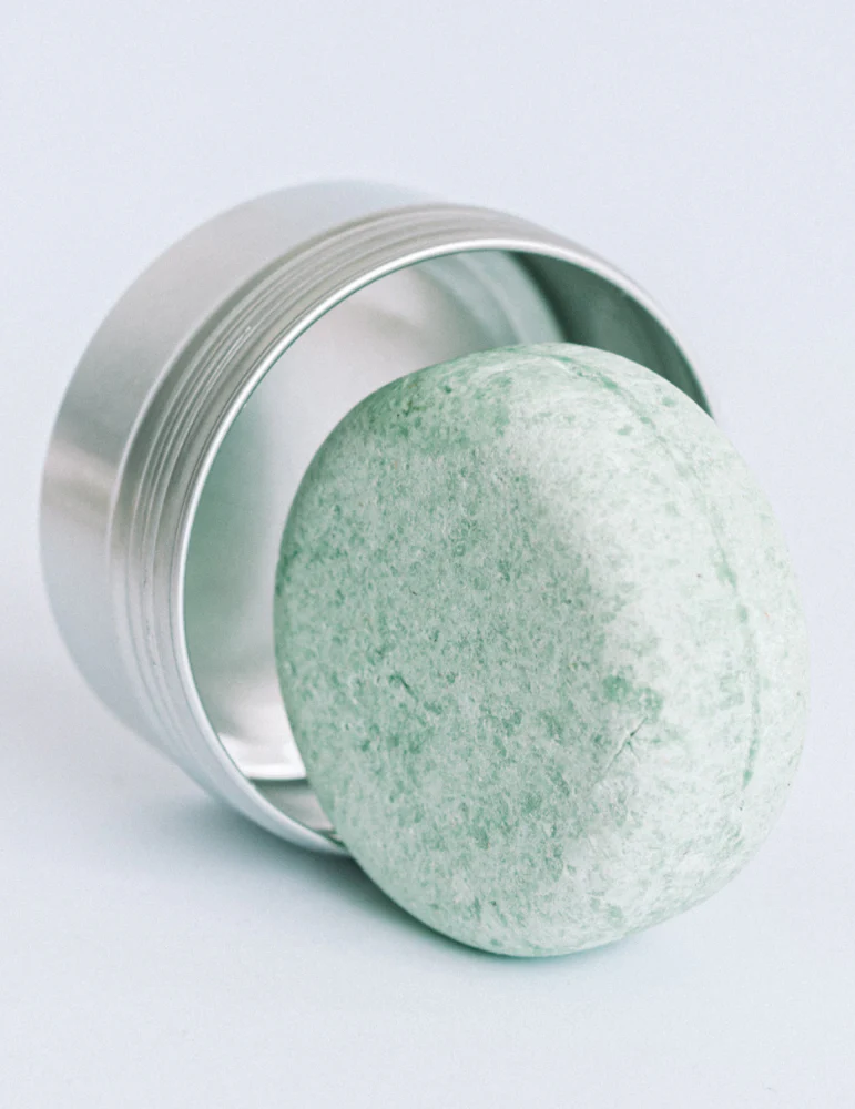 Champú Sólido Bio Fortalecedor Fresh Mint En Lata - Image 3
