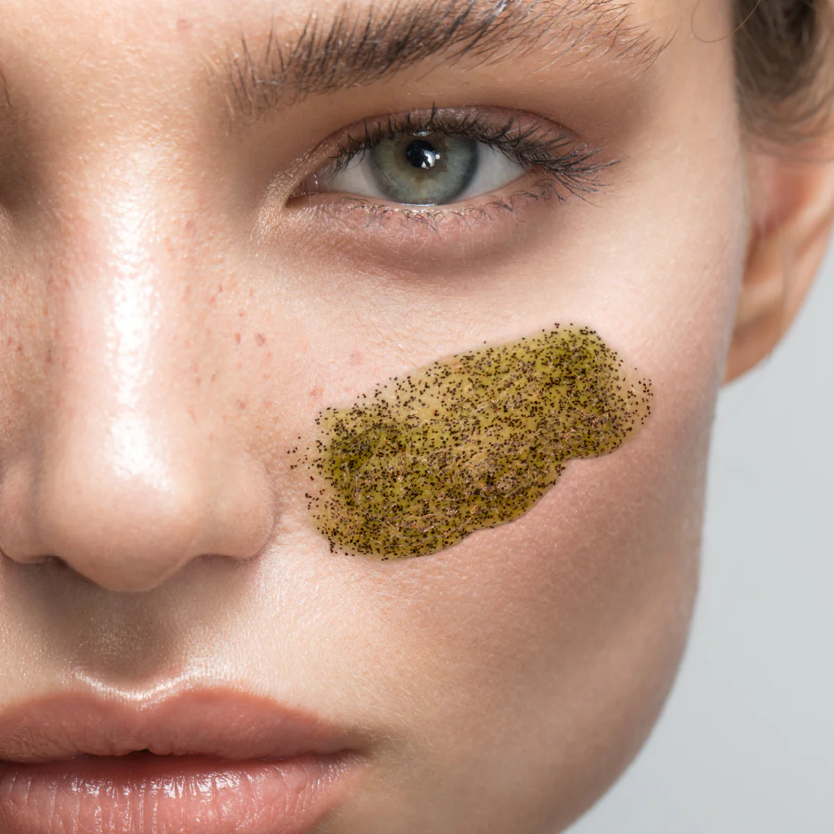 Exfoliante Facial Aloe Vera y Bambú Labnatur 100 ml | Exfoliación Natural | Limpieza Renovadora - Image 3