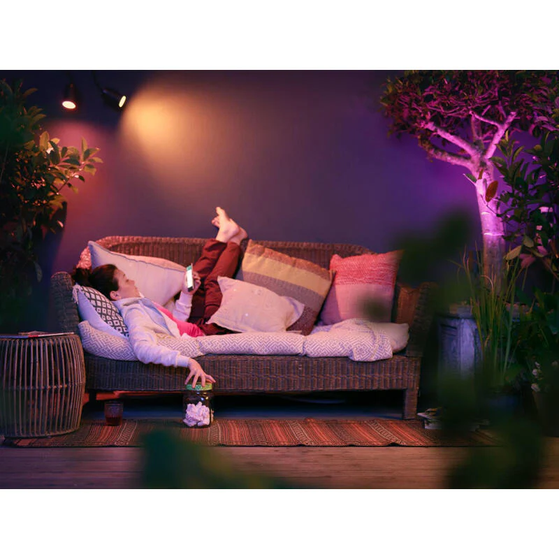 Foco - Philips Hue Lily, 3 Focos, Inteligentes, Exterior, Led, Luz Blanca Y Color, Domótica - Image 4