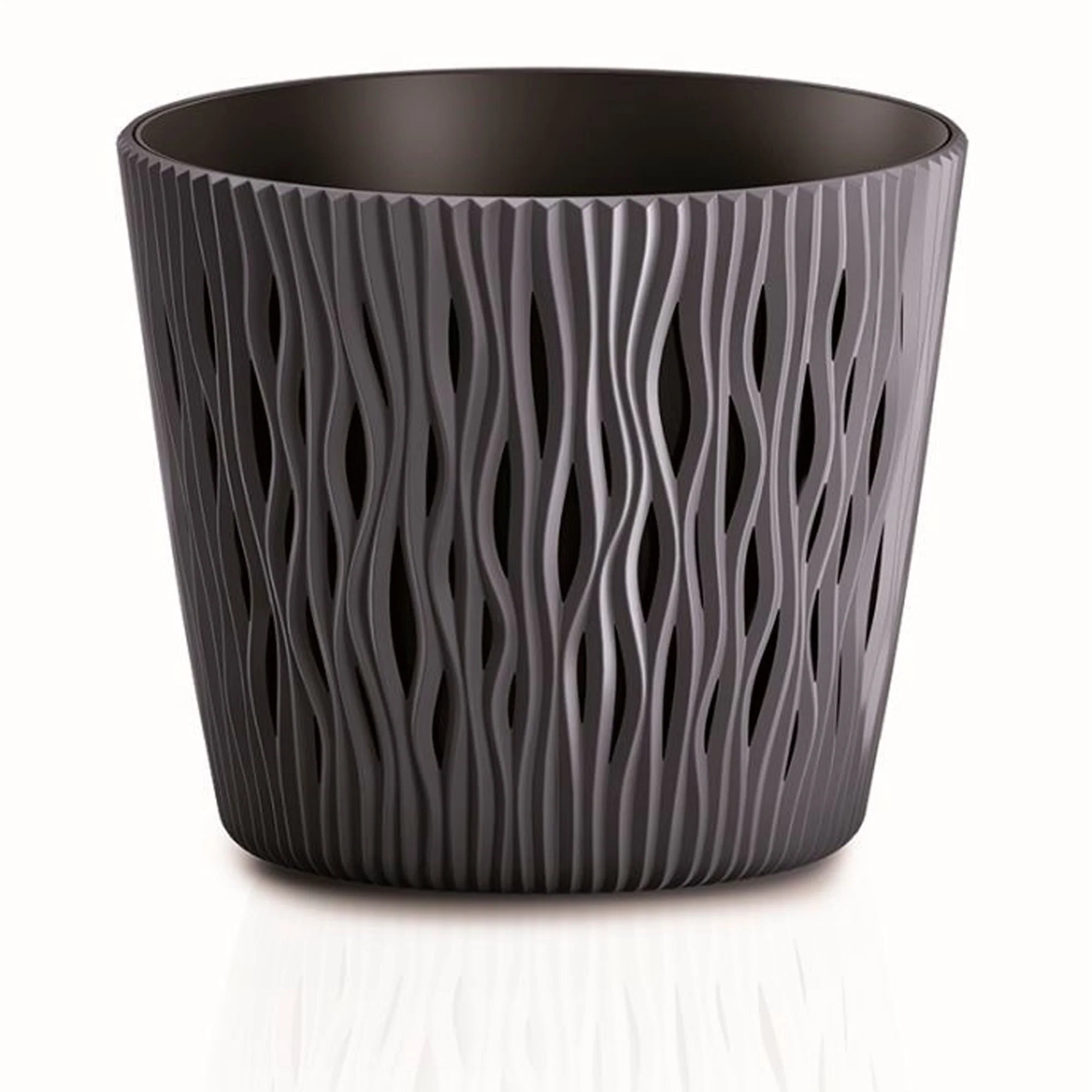Maceta Redonda De Plastico Sandy Round En Color Antracita 18,9 (largo) X 18,9 (ancho) X 16,5 (alto) Cm
