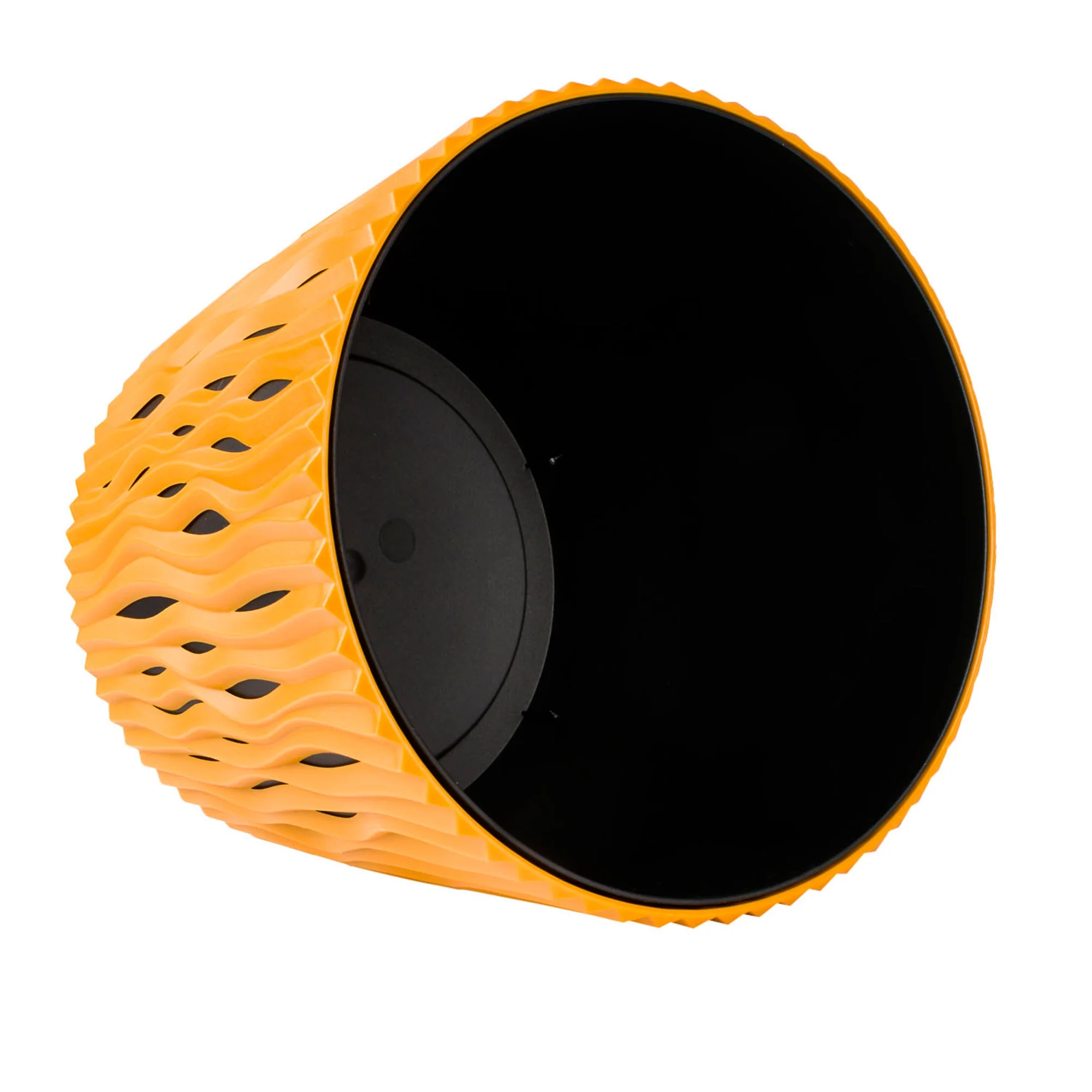 Maceta Redonda De Plastico Sandy Round En Color Mostaza 15,8 (largo) X 15,8 (ancho) X 13,8 (alto) Cm - Image 4
