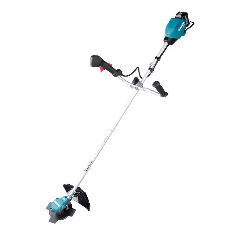 Makita Desbrozadora Inalámbrica Ur002gz01 Xgt, 40 Voltios