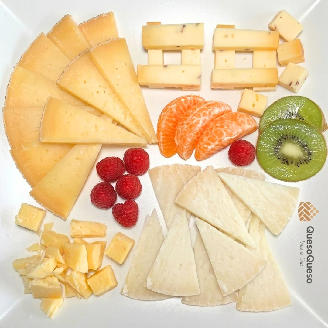Quesoqueso® Caja De Quesos | Queso Manchego, Payoyo, Mahon Y Castellano Con Trufa | Regalo Pareja díselo Con Quesos - Image 3
