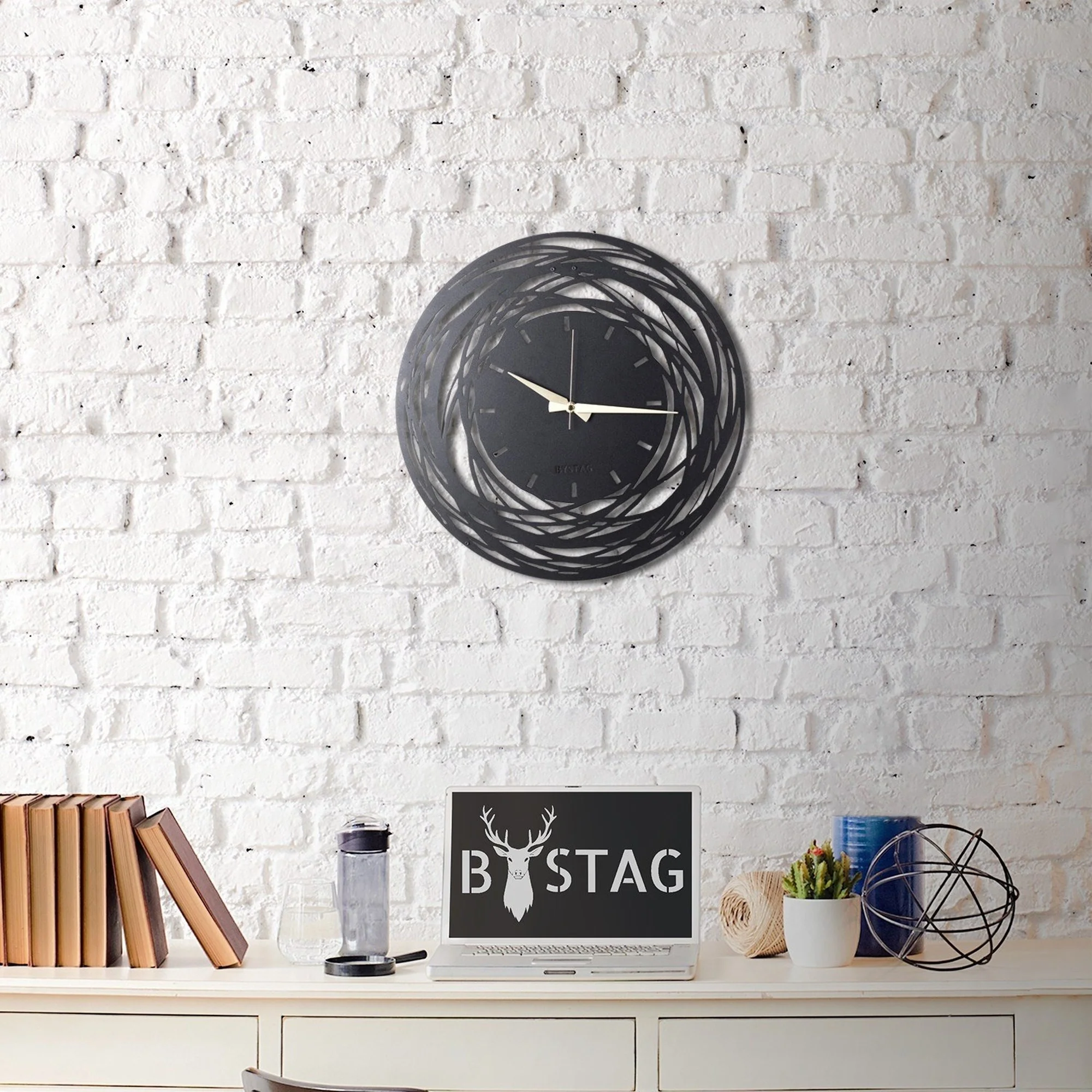 Reloj De Pared Metal Rotacione 50x50 - Image 3