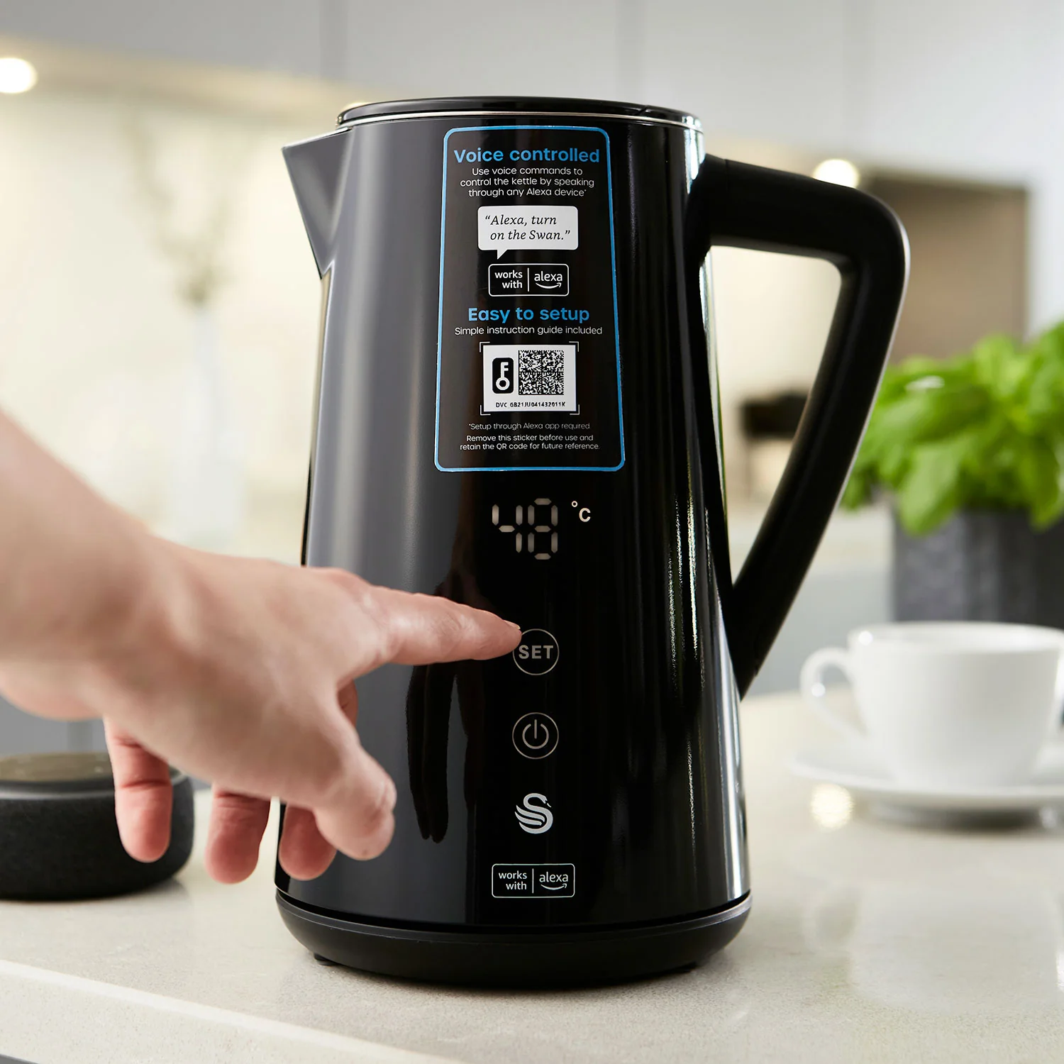 Swan Alexa Hervidor Agua Eléctrico Inteligente Wifi Smart Kettle 1,5l Inalámbrico Control Táctil Led, Sk14650blkneu - Image 6