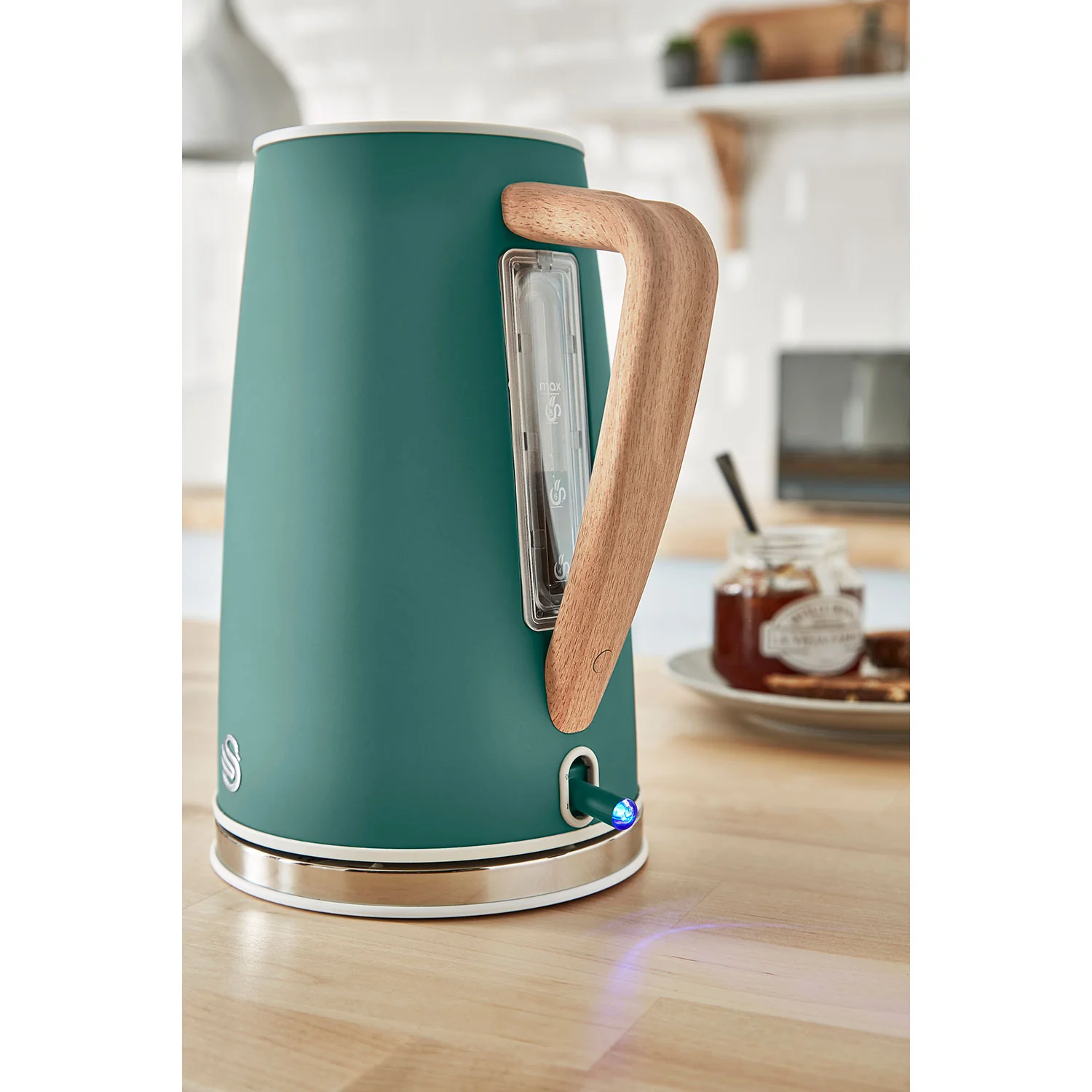 Swan Nordic Hervidor Agua Eléctrico Ultra Rápido, 1,7 L, Sin Bpa, Resistencia Oculta, Inalámbrico, Sk14610greneu, Verde - Image 3