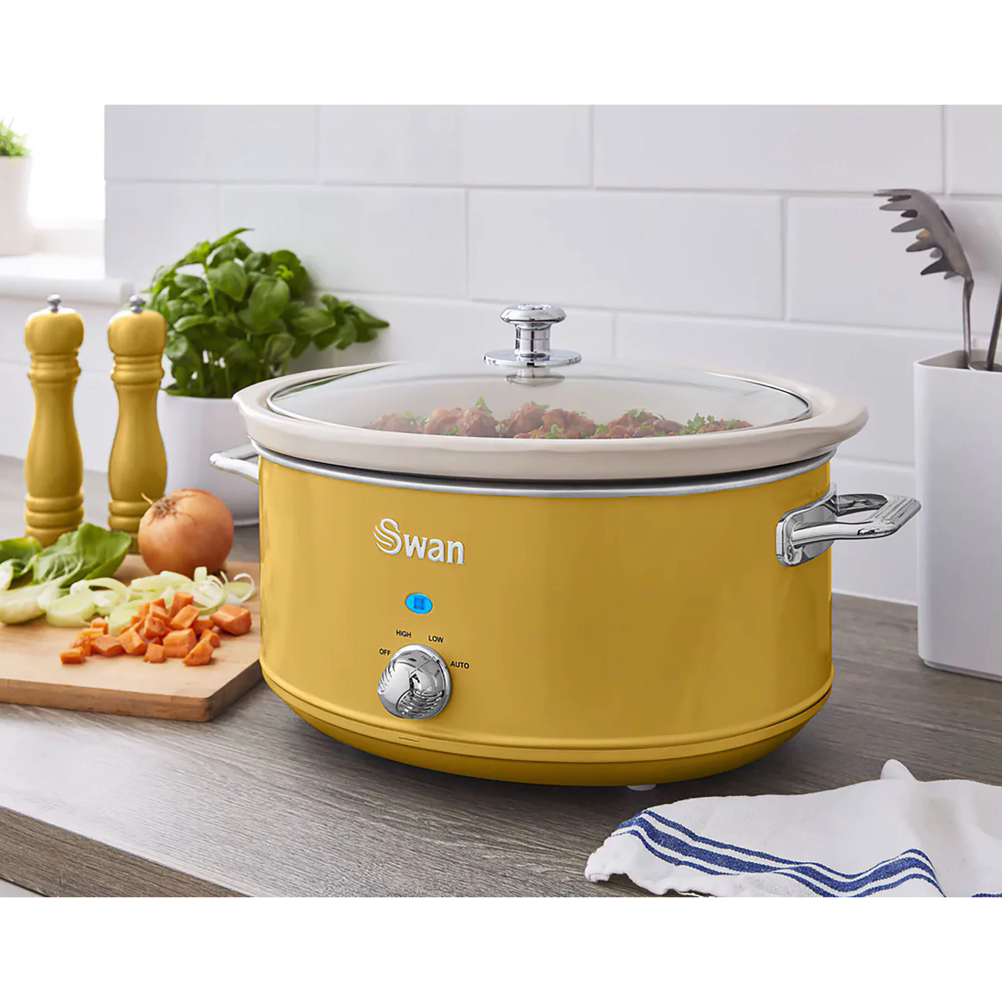 Swan Retro Olla Cocción Lenta, 6,5l, Recipiente Extraíble Antiadherente Cerámica Libre Pfoa, Sf17031yelneu, Amarillo - Image 2